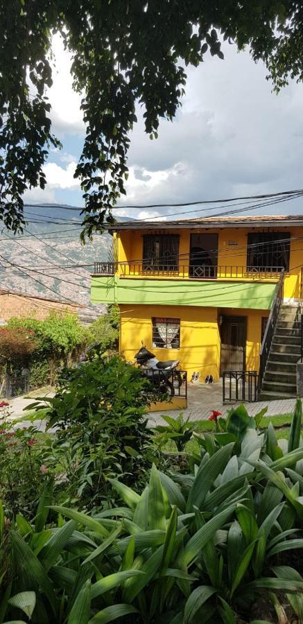 Апартаменты Wonderful House With Views In Medellin-Fiber Optics Экстерьер фото